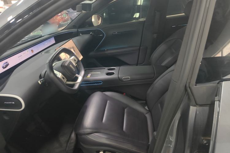 Used Avatr 07 2024 Max Extended-Range Edition Left Front Seat
