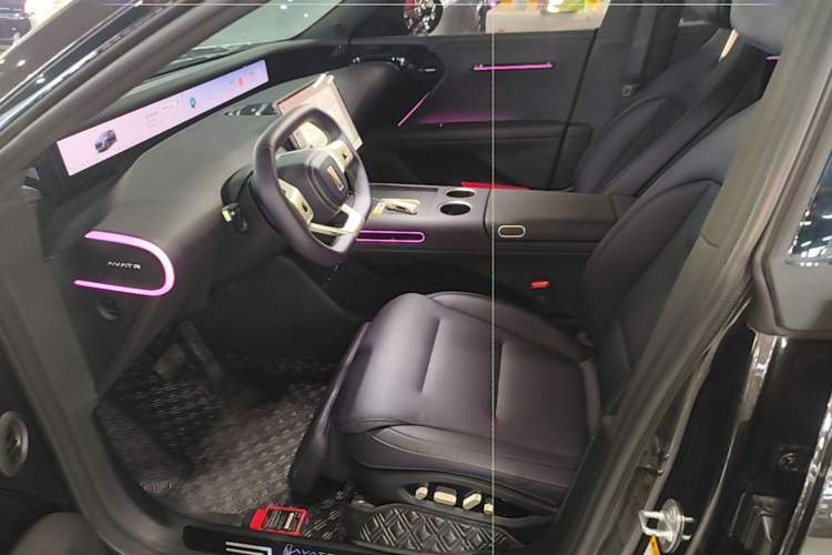 Used Avatr 07 2024 Max Extended-Range Edition Left Front Seat