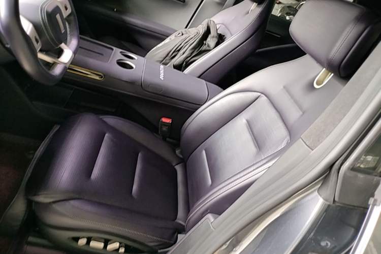 Used Avatr 07 2024 Max Extended-Range Edition Left Front Seat