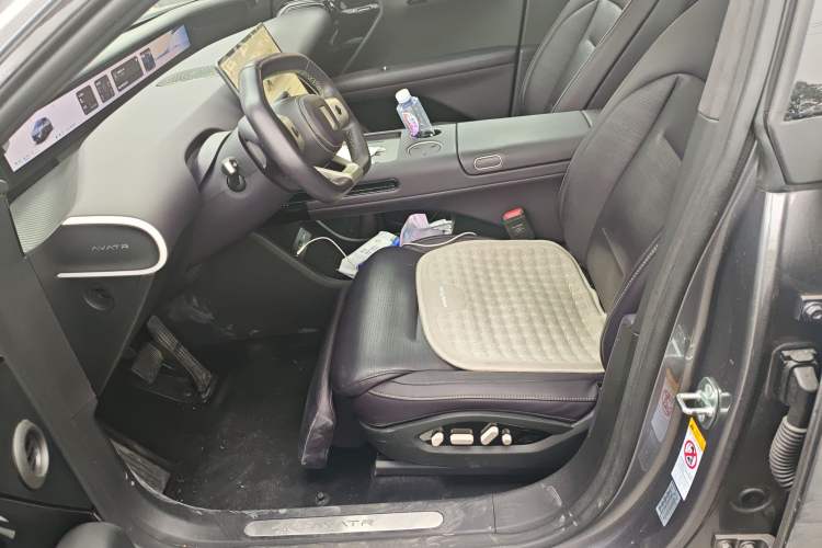 Used Avatr 07 2024 Max Extended-Range Edition Left Front Seat