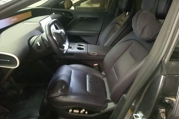 Used Avatr 07 2024 Max Extended-Range Edition Left Front Seat