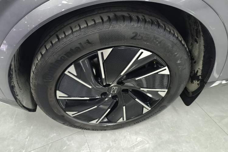 Used Avatr 07 2024 Pro+ Range-Extended Edition Left Front Wheel Hub
