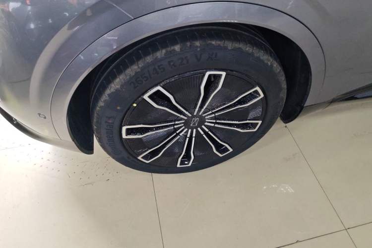 Used Avatr 07 2024 Max Pure Electric Edition Left Front Wheel Hub