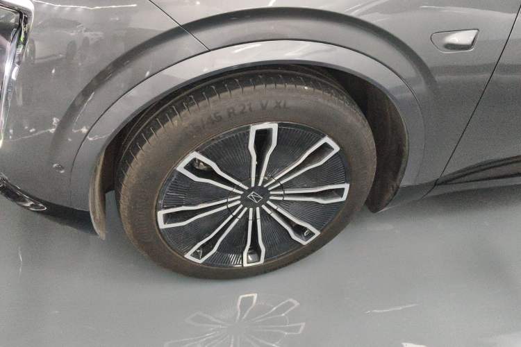 Used Avatr 07 2024 Max Extended-Range Edition Left Front Wheel Hub