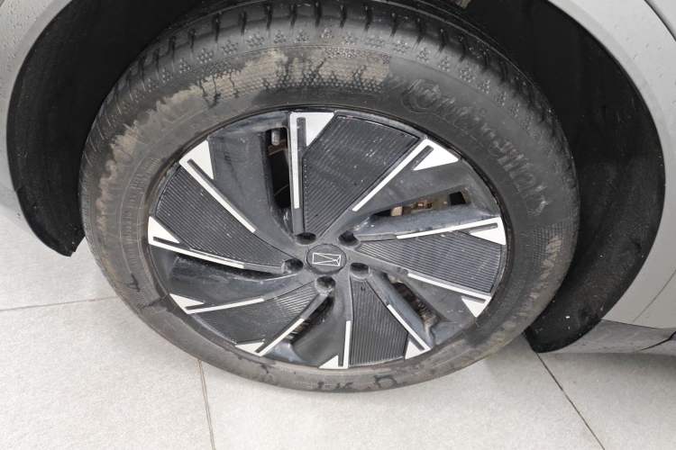 Used Avatr 07 2024 Max Pure Electric Edition Left Front Wheel Hub