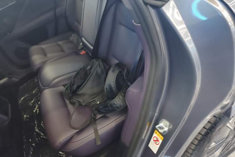 Used Avatr 07 2024 Max Extended-Range Edition Left Rear Seat