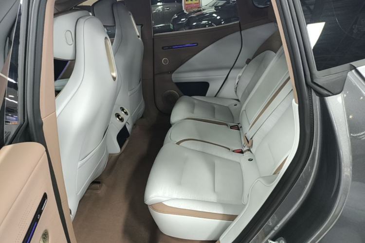 Used Avatr 07 2024 Pro+ Range-Extended Edition Left Rear Seat