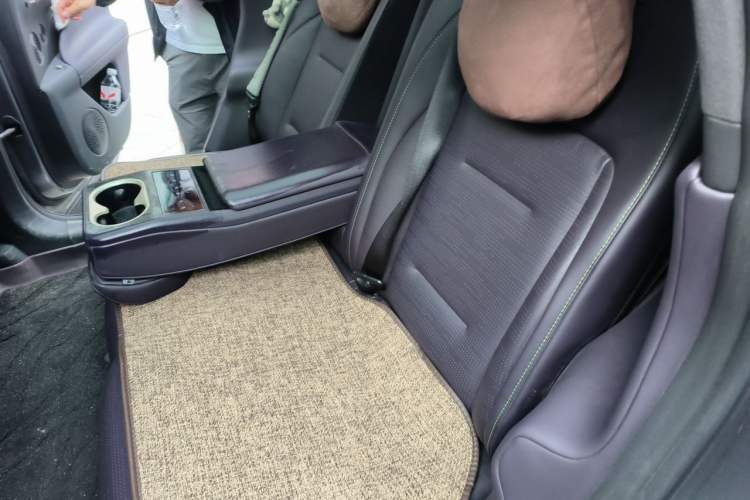 Used Avatr 07 2024 Max Extended-Range Edition Left Rear Seat