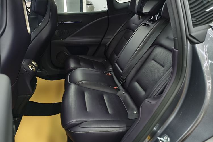 Used Avatr 07 2024 Max Extended-Range Edition Left Rear Seat