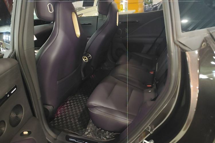 Used Avatr 07 2024 Max Extended-Range Edition Left Rear Seat