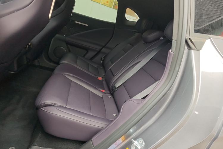 Used Avatr 07 2024 Ultra All-Electric Four-Wheel Drive Left Rear Seat