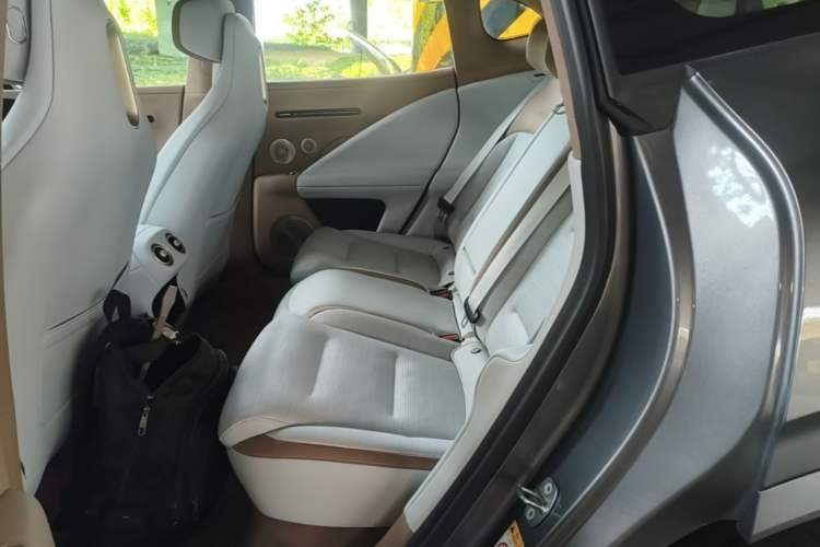 Used Avatr 07 2024 Max Extended-Range Edition Left Rear Seat