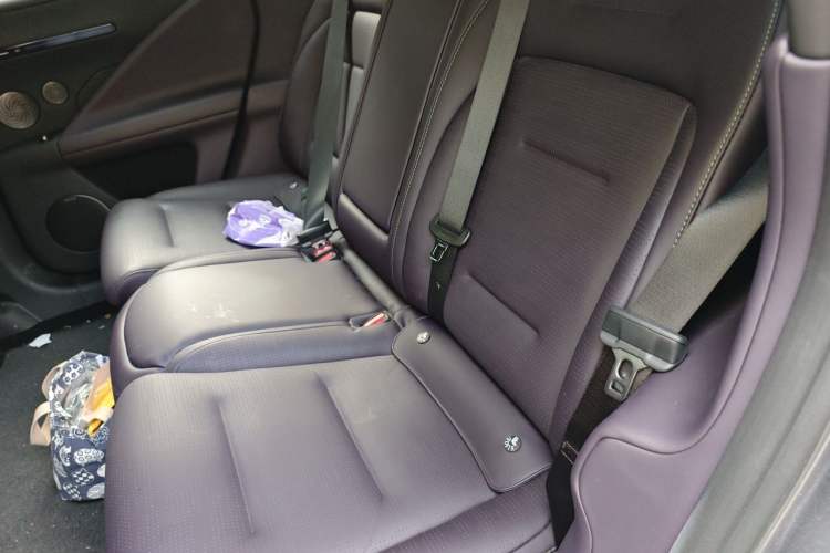 Used Avatr 07 2024 Max Pure Electric Edition Left Rear Seat