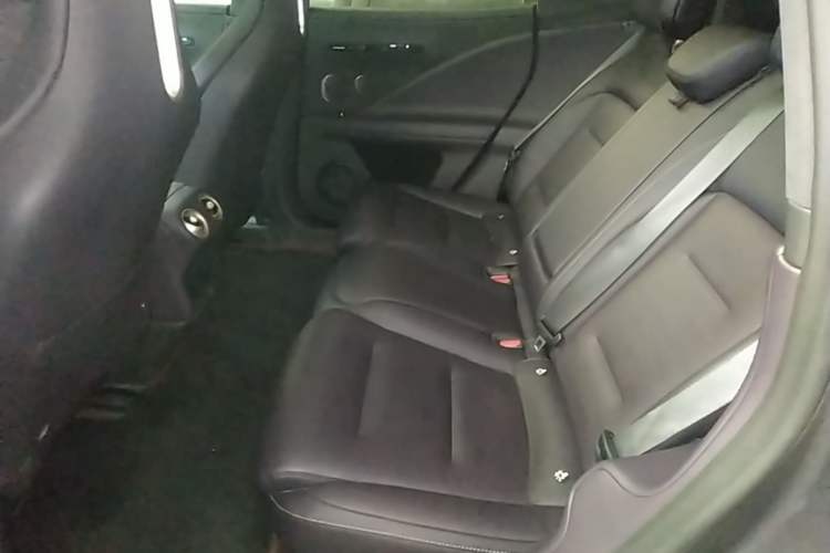 Used Avatr 07 2024 Max Extended-Range Edition Left Rear Seat