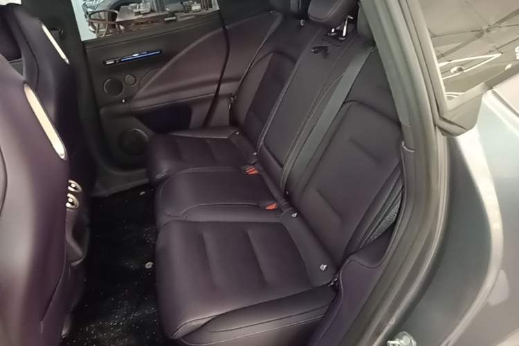 Used Avatr 07 2024 Max Extended-Range Edition Left Rear Seat