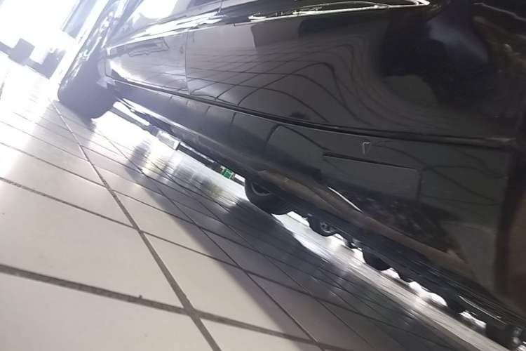 Used Avatr 07 2024 Pro+ Range-Extended Edition Left Side Sill