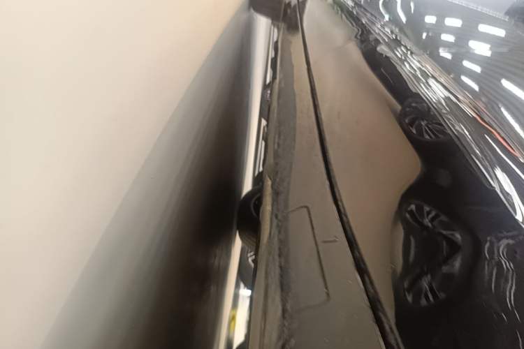 Used Avatr 07 2024 Max Extended-Range Edition Left Side Sill