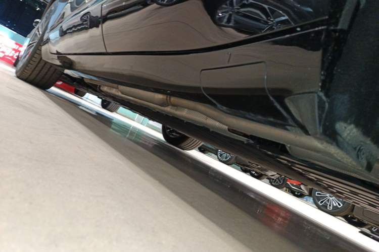 Used Avatr 07 2024 Max Extended-Range Edition Left Side Sill