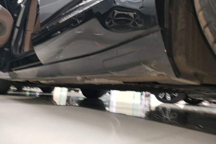 Used Avatr 07 2024 Max Extended-Range Edition Left Side Sill