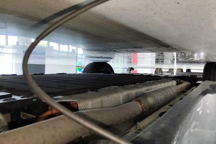 Used Avatr 07 2024 Max Extended-Range Edition Left Side Sill