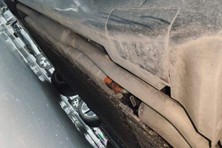 Used Avatr 07 2024 Max Extended-Range Edition Left Side Sill