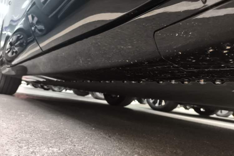 Used Avatr 07 2024 Max Pure Electric Edition Left Side Sill