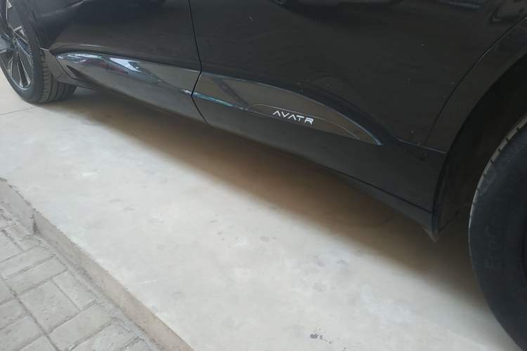 Used Avatr 07 2024 Pro Pure Electric Version Left Side Sill