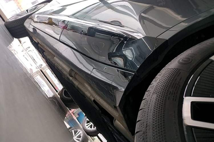 Used Avatr 07 2024 Max Extended-Range Edition Left Side Sill