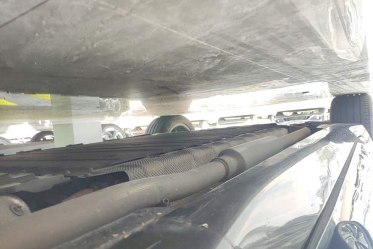 Used Avatr 07 2024 Max Extended-Range Edition Left Side Sill
