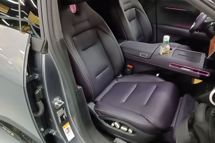 Used Avatr 07 2024 Max Extended-Range Edition Right Front Seat