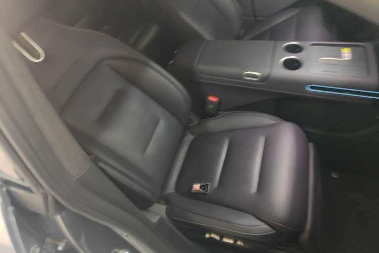 Used Avatr 07 2024 Max Extended-Range Edition Right Front Seat