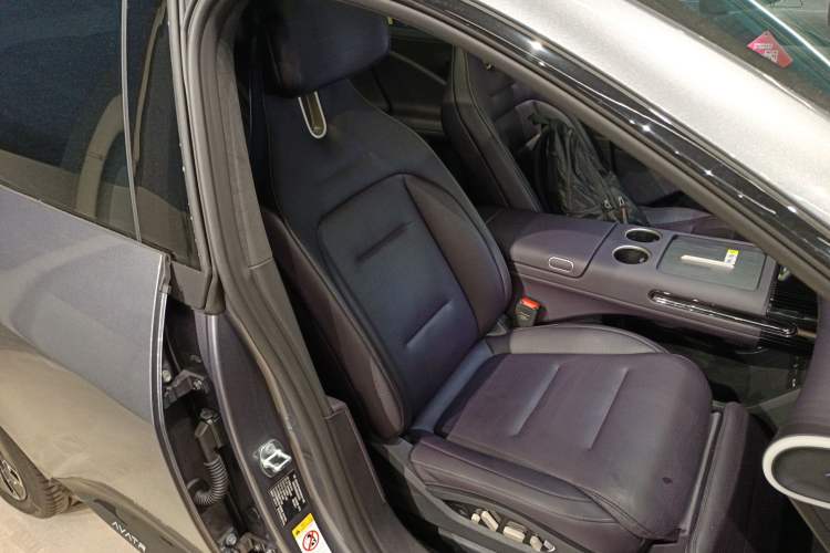 Used Avatr 07 2024 Max Extended-Range Edition Right Front Seat
