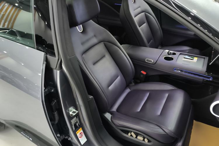 Used Avatr 07 2024 Max Extended-Range Edition Right Front Seat