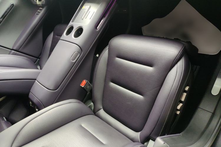 Used Avatr 07 2024 Max Extended-Range Edition Right Front Seat