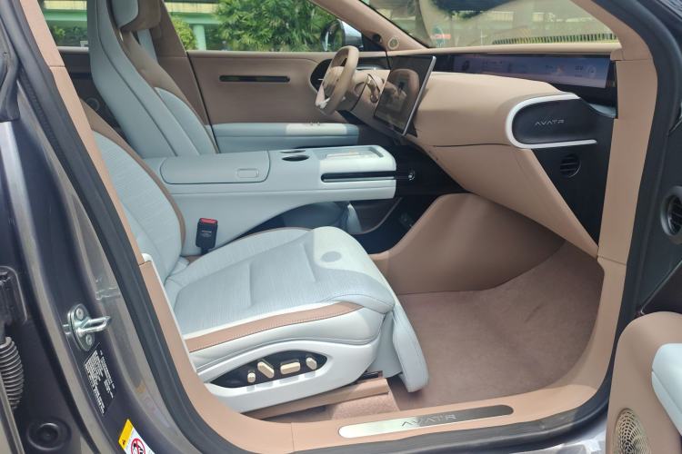 Used Avatr 07 2024 Max Extended-Range Edition Right Front Seat
