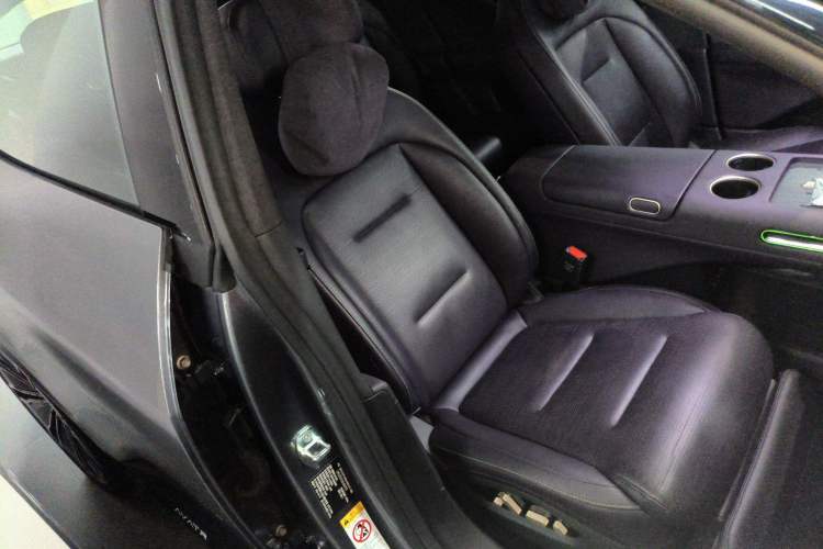 Used Avatr 07 2024 Max Extended-Range Edition Right Front Seat