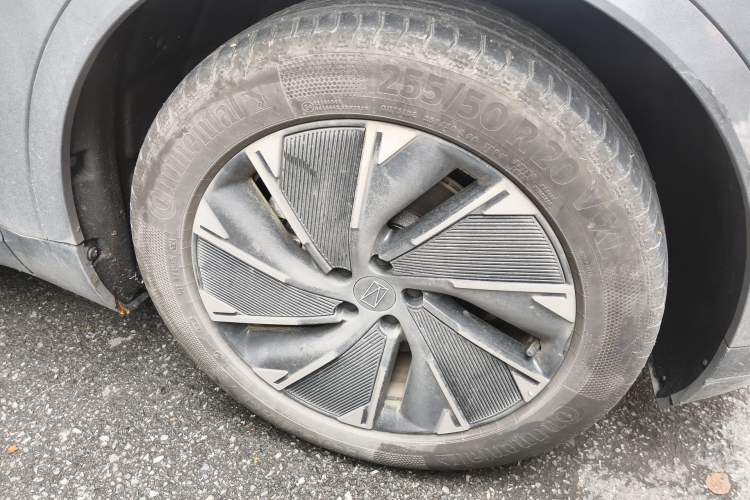 Used Avatr 07 2024 Max Pure Electric Edition Right Front Wheel Hub