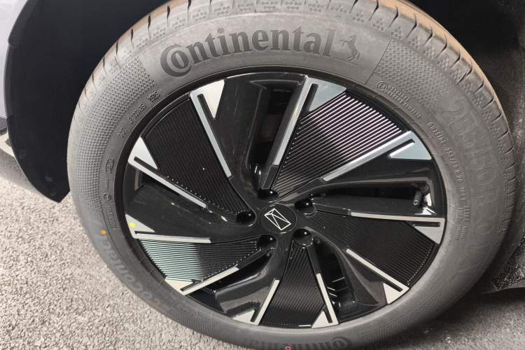 Used Avatr 07 2024 Max Pure Electric Edition Right Rear Wheel Hub