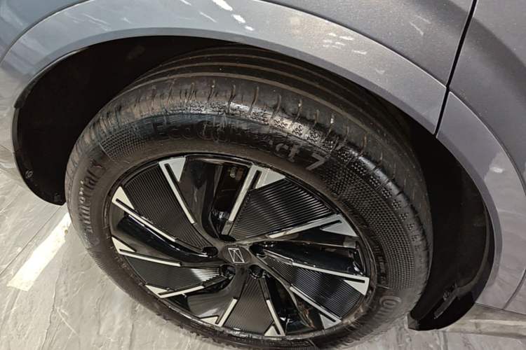 Used Avatr 07 2024 Max Pure Electric Edition Right Rear Wheel Hub