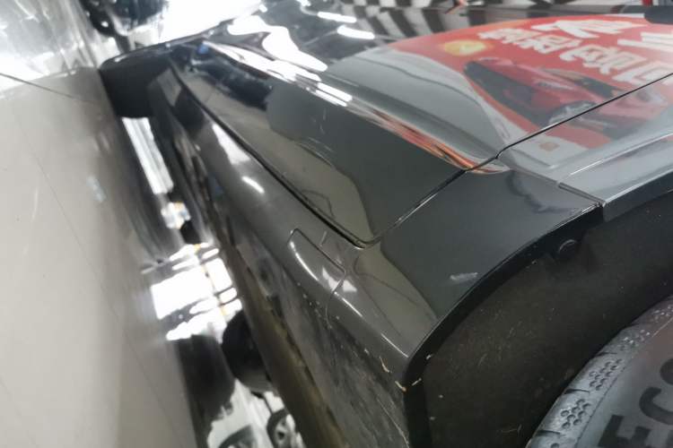 Used Avatr 07 2024 Max Extended-Range Edition Right Side Sill