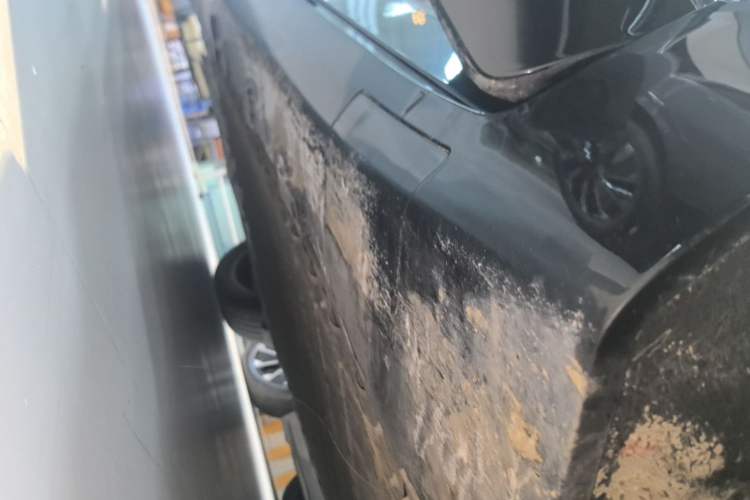 Used Avatr 07 2024 Max Extended-Range Edition Right Side Sill