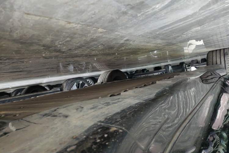 Used Avatr 07 2024 Max Extended-Range Edition Right Side Sill