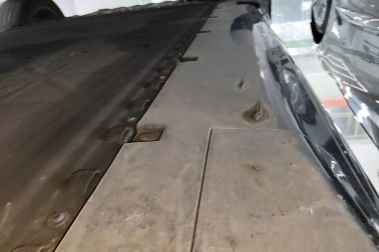 Used Avatr 07 2024 Pro+ All-Electric Version Right Side Sill