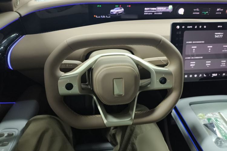 Used Avatr 07 2024 Pro+ Range-Extended Edition Steering Wheel
