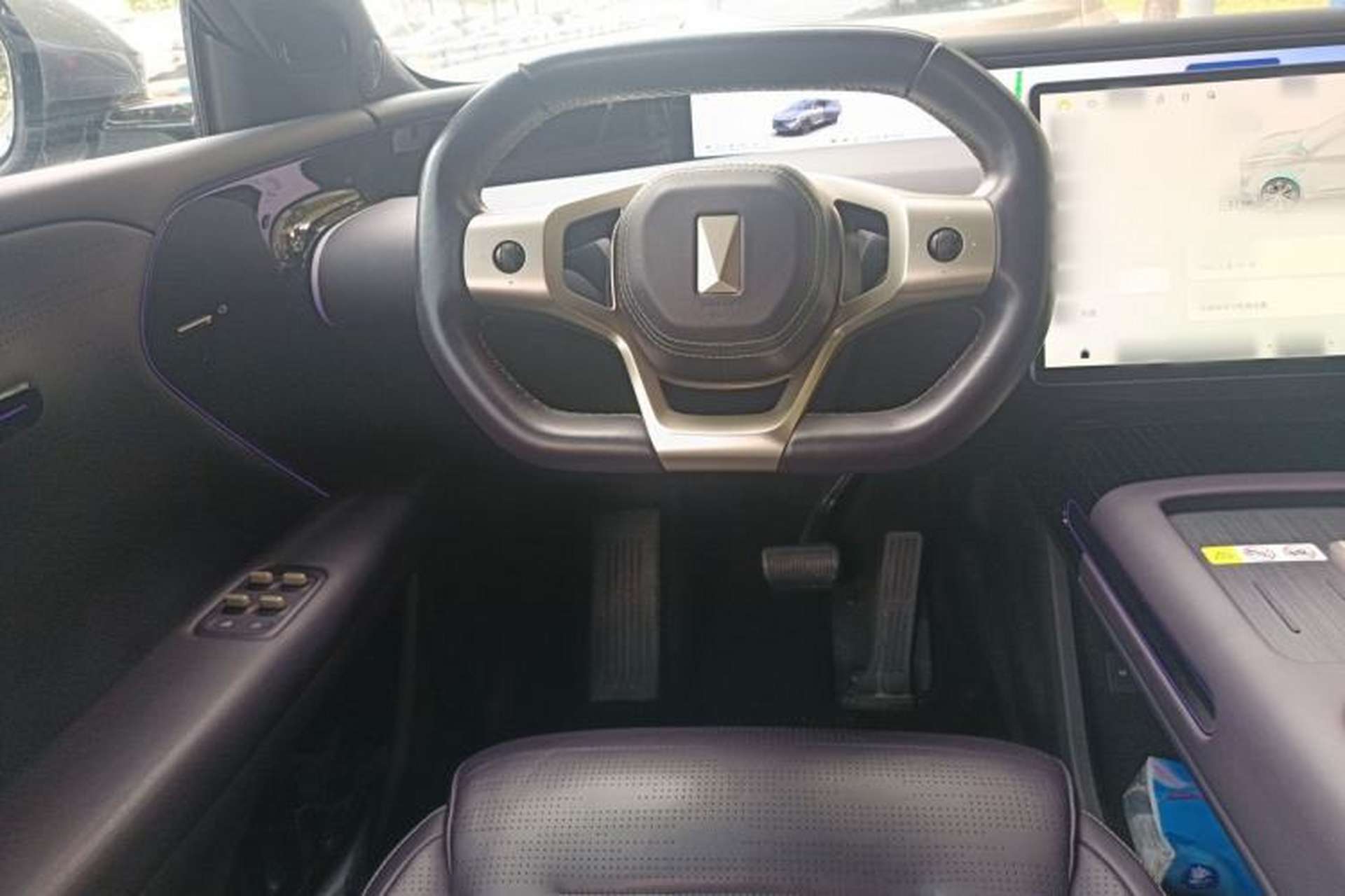 Used Avatr 07 2024 Max Extended-Range Edition Steering Wheel
