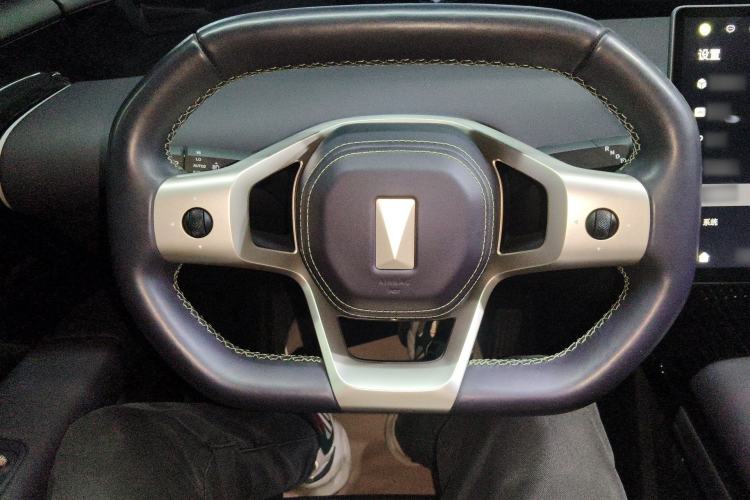 Used Avatr 07 2024 Max Extended-Range Edition Steering Wheel