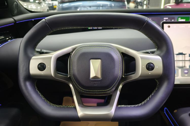 Used Avatr 07 2024 Max Extended-Range Edition Steering Wheel