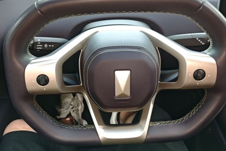 Used Avatr 07 2024 Max Extended-Range Edition Steering Wheel