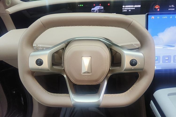 Used Avatr 07 2024 Pro+ All-Electric Version Steering Wheel