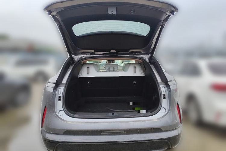 Used Avatr 07 2024 Max Extended-Range Edition Trunk